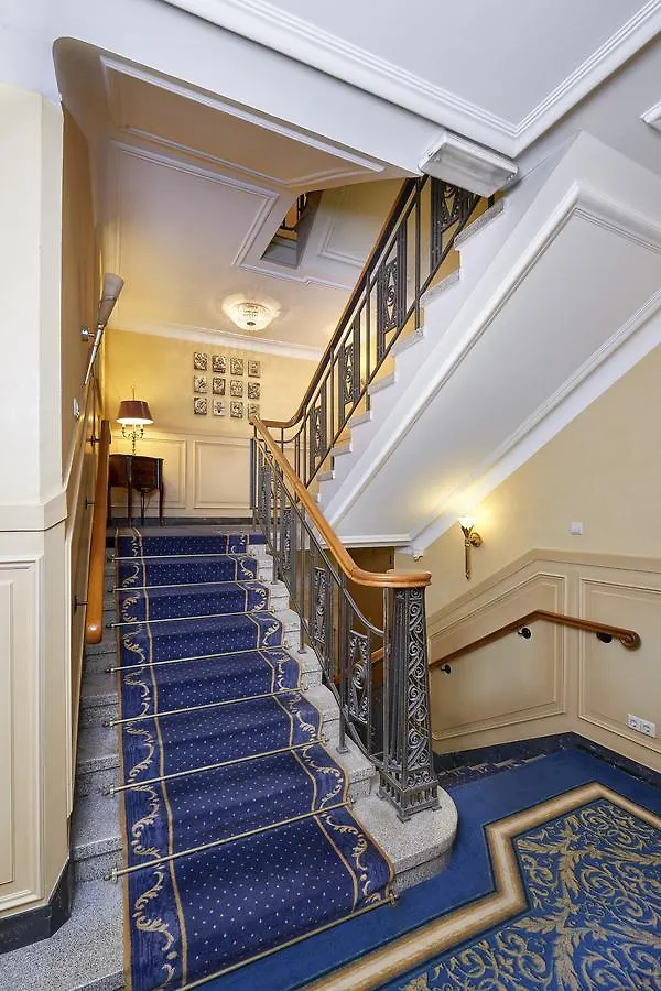 Hotel Perrin - Former Carlton Luksemburg